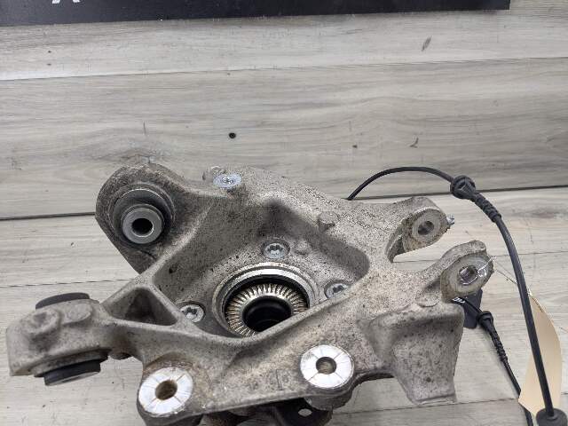 18-24 OEM BMW G01 X3 REAR Left Driver Side Knuckle Wheel Hub Spindle Bearing