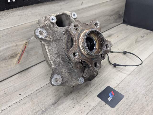 OEM BMW G01 G02 X3 X4 FRONT Right Passenger Knuckle Spindle Wheel Hub Bearing