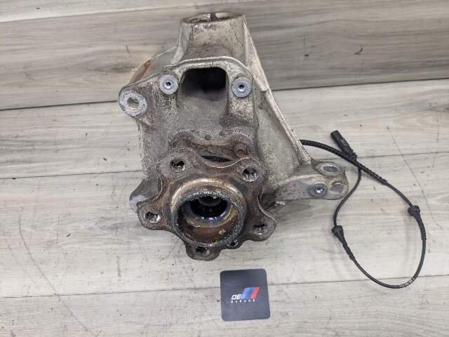 OEM BMW G01 G02 X3 X4 FRONT Right Passenger Knuckle Spindle Wheel Hub Bearing