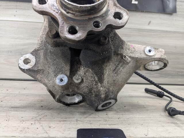 OEM BMW G01 G02 X3 X4 FRONT Right Passenger Knuckle Spindle Wheel Hub Bearing