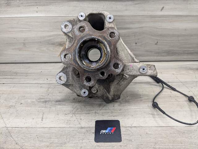 OEM BMW G01 G02 X3 X4 FRONT Right Passenger Knuckle Spindle Wheel Hub Bearing