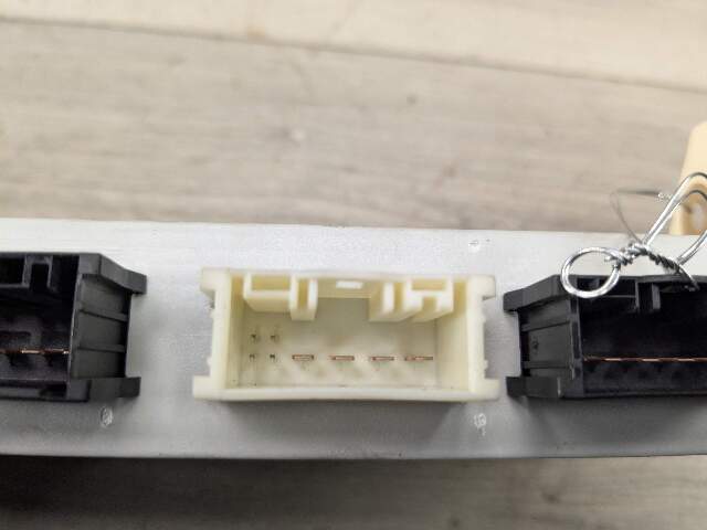OEM BMW F02 F10 F25 X3 528 535 550 750 Trunk Lid Tailgate Lift Control Module