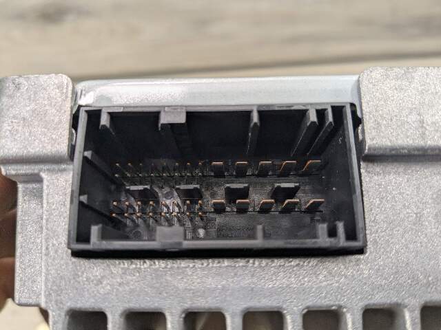 09-12 OEM BMW F01 F02 740 750 Amplifier Radio Hifi System Module Unit