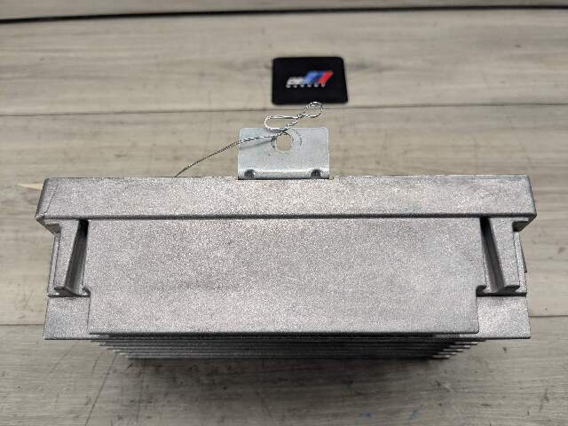 09-12 OEM BMW F01 F02 740 750 Amplifier Radio Hifi System Module Unit