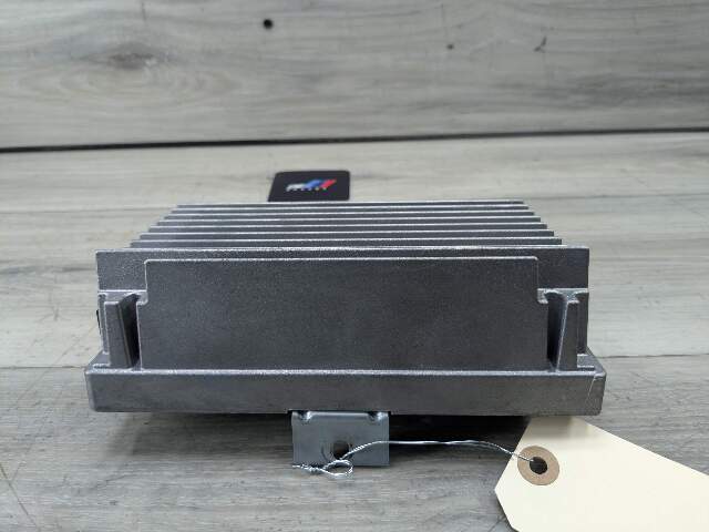 09-12 OEM BMW F01 F02 740 750 Amplifier Radio Hifi System Module Unit