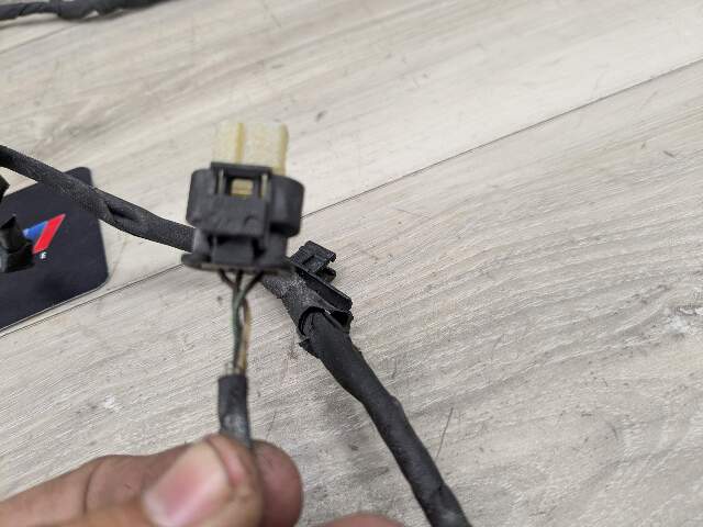 09-12 OEM BMW F01 F02 740 750 FRONT Parking Distance Sonic Sensors PDC Harness