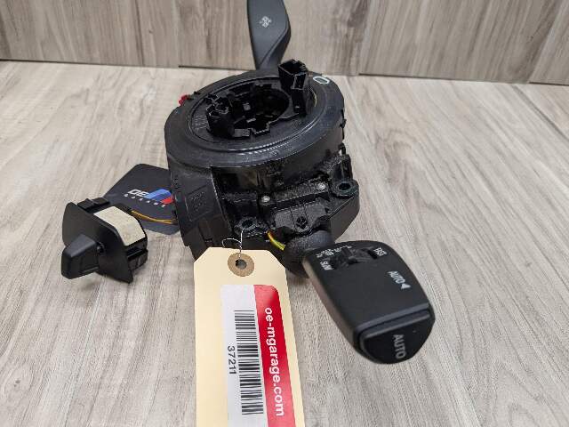 16-19 OEM BMW G11 G12 740 750 M760 B7 Steering Control Angle Sensor Clock Spring