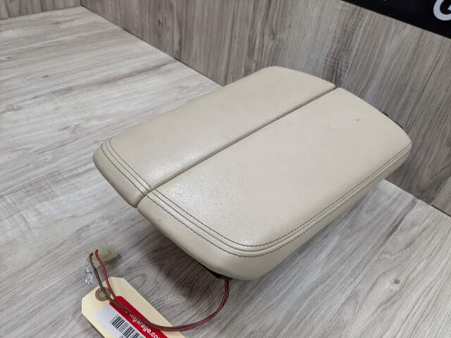 16-19 OEM BMW G11 G12 740 750 M760 Center Console Armrest Beige Leather*