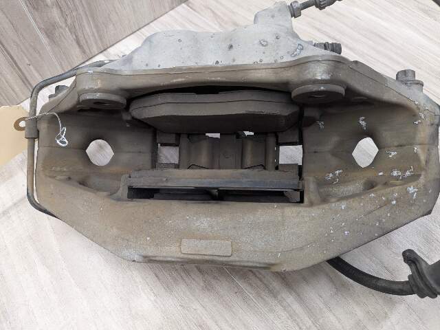 OEM BMW G12 G14 G15 G16 G30 540 740 840 B58 Front Left Driver Brake Caliper Gray