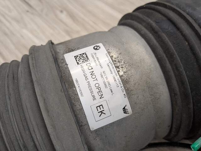 16-22 OEM BMW G11 G12 740i FRONT Left Driver Air Suspension Shock Absorber RWD