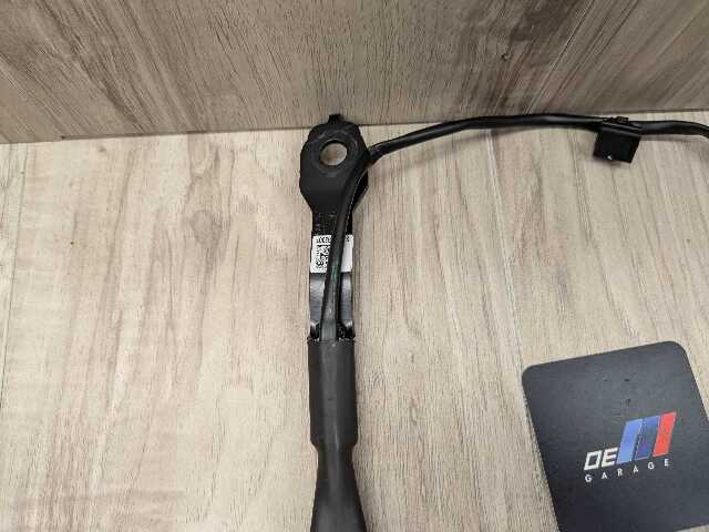 OEM BMW G22 G23 G42 G82 G83 G87 M2 M4 FRONT Left Right Seatbelt Seat Belt Buckle