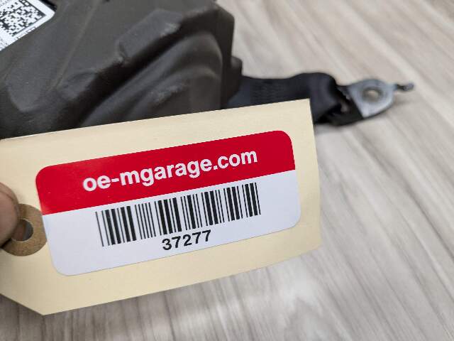 OEM BMW G42 G87 230 M240 M2 Rear Left Right Seat Belt Seatbelt Retractor Black