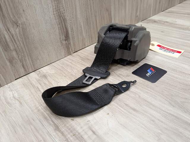 OEM BMW G42 G87 230 M240 M2 Rear Left Right Seat Belt Seatbelt Retractor Black
