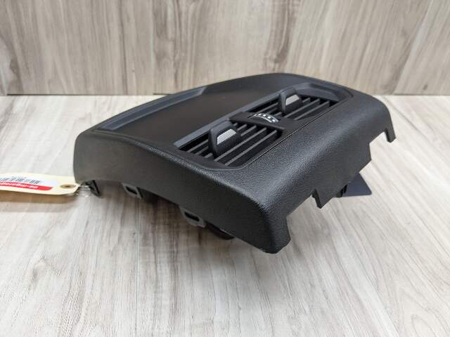*22-25 OEM BMW G42 G87 230 M240 M2 Rear Center Console Air Vent Assembly