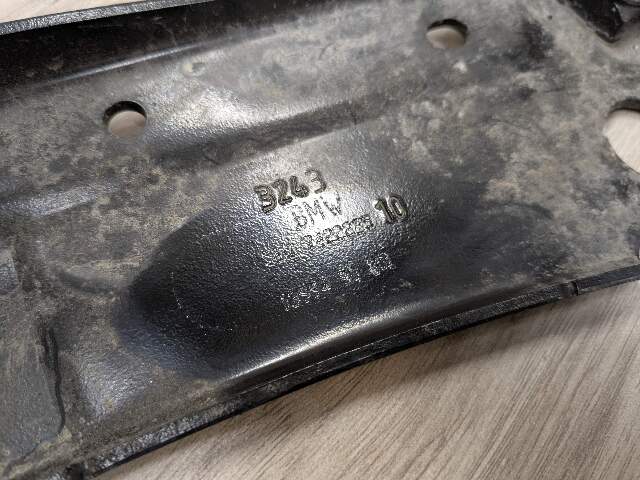 OEM BMW G20 G22 G23 G26 Front Left Driver Radiator Reinforcement Support Bracket