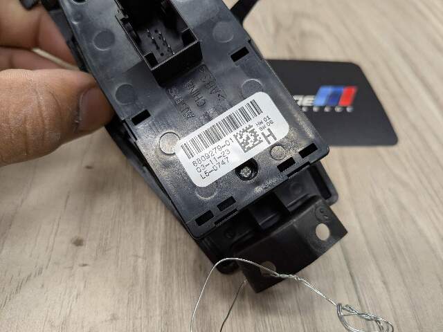 19-25 OEM BMW G29 G42 Front Left Driver Main Master Power Window Mirror Switch