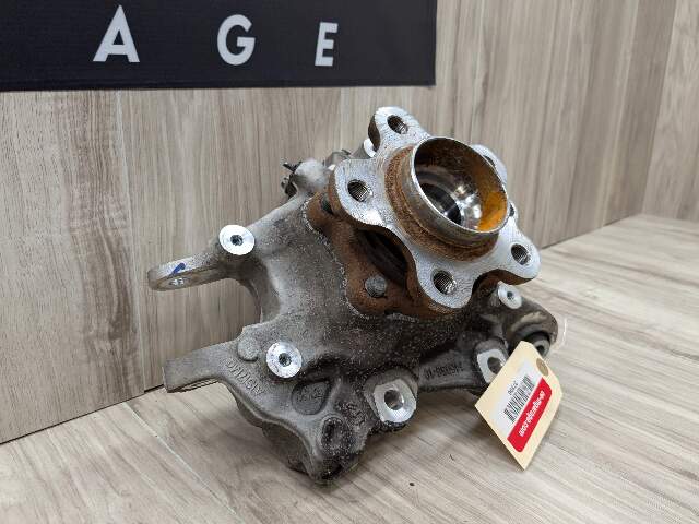 22-25 OEM BMW G42 230 M240 REAR Left Driver Knuckle Wheel Hub Spindle Bearing