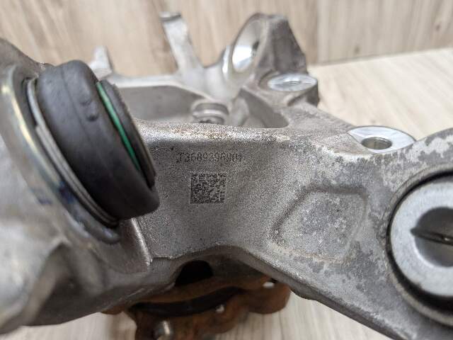 22-25 OEM BMW G42 230 M240 REAR Left Driver Knuckle Wheel Hub Spindle Bearing