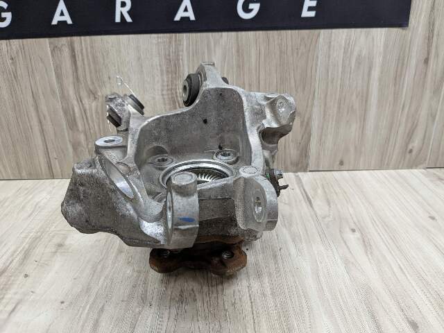 22-25 OEM BMW G42 230 M240 REAR Left Driver Knuckle Wheel Hub Spindle Bearing