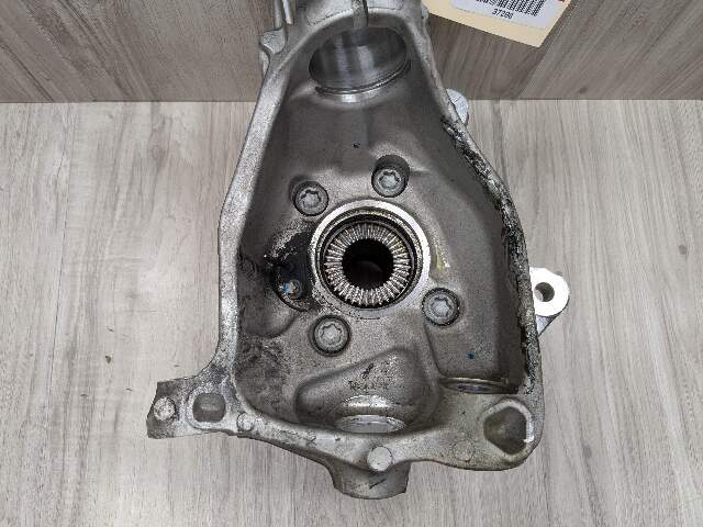 22-25 OEM BMW G42 230iX M240iX Front Right Passenger Hub Spindle Knuckle Bearing