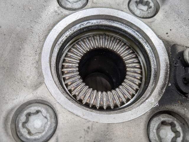 22-25 OEM BMW G42 230iX M240iX AWD Front Left Driver Hub Spindle Knuckle Bearing
