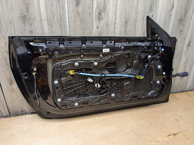 21-25 OEM BMW G22 G23 G82 G83 430 M440 Front Left Driver Door Shell Panel Black