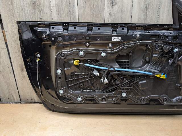 21-25 OEM BMW G22 G23 G82 G83 430 M440 Front Left Driver Door Shell Panel Black