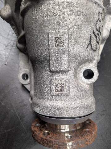 OEM BMW G12 G20 G22 G23 G30 xDrive Front Differential Axle Gearbox Carrier 2.81