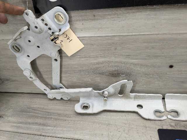 OEM BMW F22 F23 F30 F32 F33 F36 F80 F82 F83 F87 Left Right Side Hood Hinges PAIR