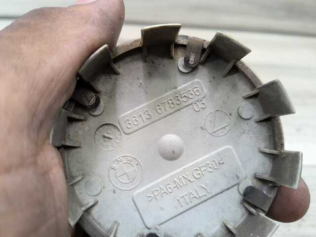 OEM BMW E90 F10 F15 F22 F30 F32 F36 F80 F82 M3 M4 Wheel Hub Rim Center Cap Cover