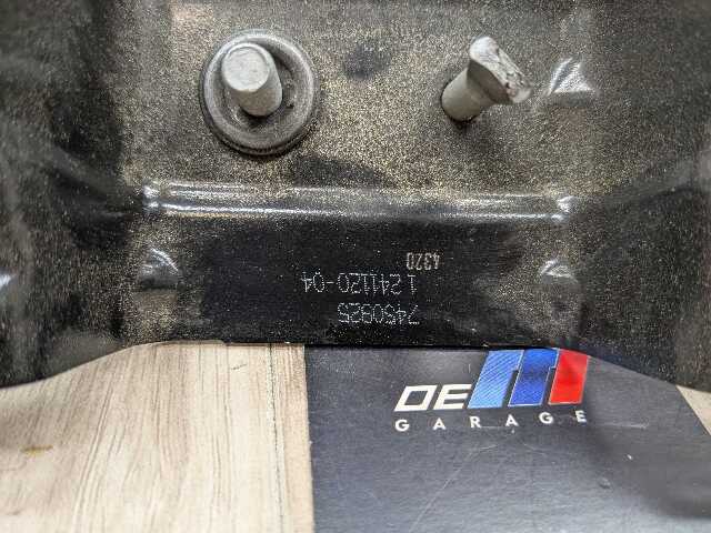 20-24 OEM BMW F44 228 M235 Left Right Hood Hardware Safety Latch Striker PAIR