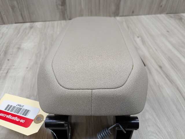20-24 OEM BMW F44 228 M235 Center Console Tray Armrest Arm Rest OYSTER Beige