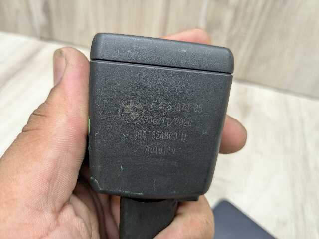 20-24 OEM BMW F44 228 M235 Front Left Driver or Right Passenger Seat Belt Buckle