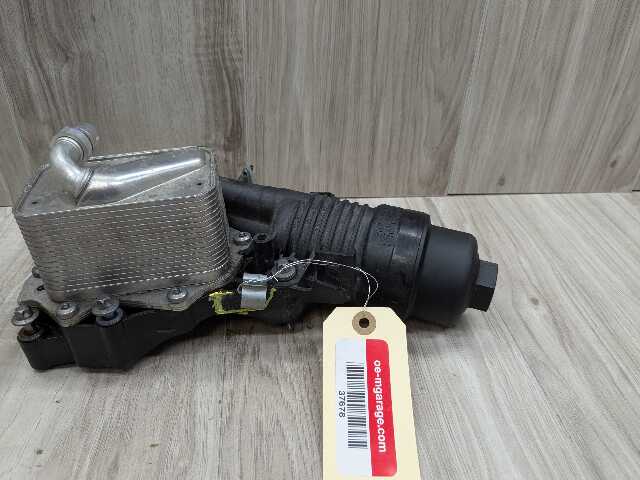 20-24 OEM BMW F39 F44 F48 MINI F55 F56 X1 X2 228 Engine B46 Oil Filter Housing