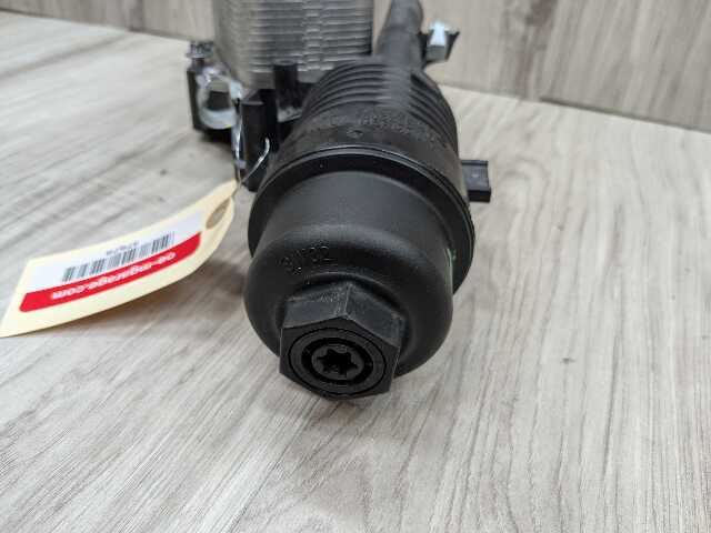 20-24 OEM BMW F39 F44 F48 MINI F55 F56 X1 X2 228 Engine B46 Oil Filter Housing