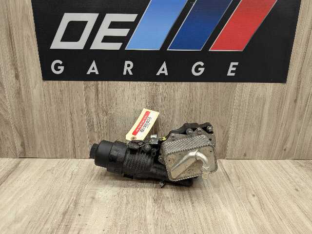20-24 OEM BMW F39 F44 F48 MINI F55 F56 X1 X2 228 Engine B46 Oil Filter Housing