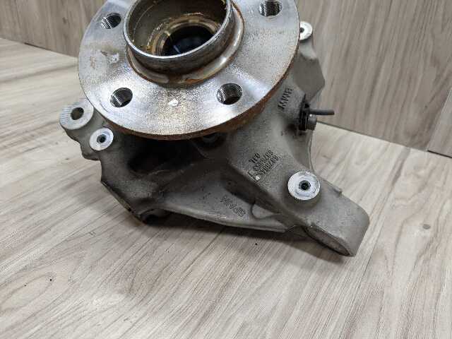 16-24 OEM BMW F39 F44 F48 X1 X2 Front Left Driver Side Knuckle Wheel Hub Bearing