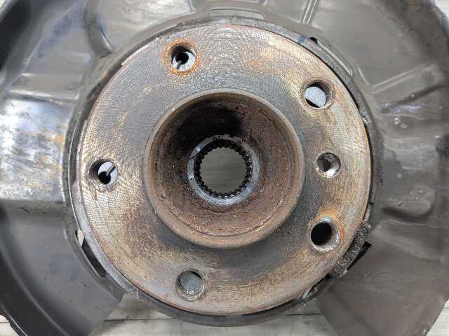 12-18 OEM BMW F30 F31 328 335 REAR Left Driver Wheel Hub Knuckle Spindle Bearing