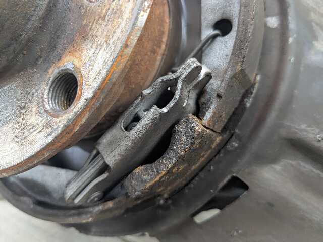 12-18 OEM BMW F30 F31 328 335 REAR Left Driver Wheel Hub Knuckle Spindle Bearing