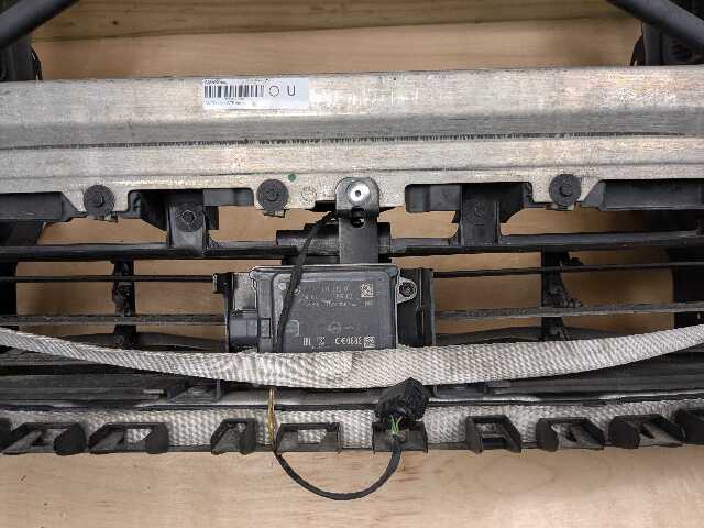 16-19 OEM BMW G12 740 750 Front Clip Radiator Support Frame Reinforcement Bar