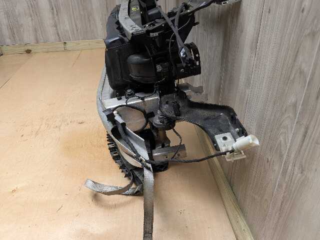16-19 OEM BMW G12 740 750 Front Clip Radiator Support Frame Reinforcement Bar