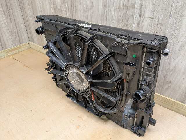 16-19 OEM BMW G12 750 G30 M550 Engine N63R Radiators Cooling Fan Shroud 850W
