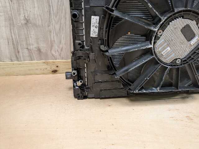 16-19 OEM BMW G12 750 G30 M550 Engine N63R Radiators Cooling Fan Shroud 850W