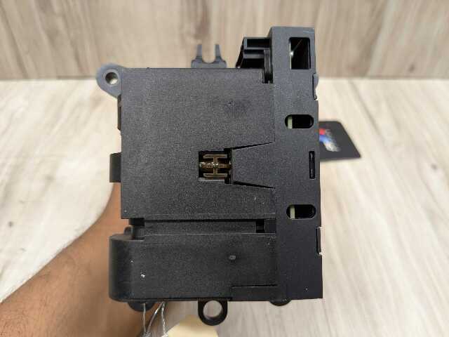 16-19 OEM BMW G11 G12 740 750 760 Auto Transmission Shifter Gear Selector Switch