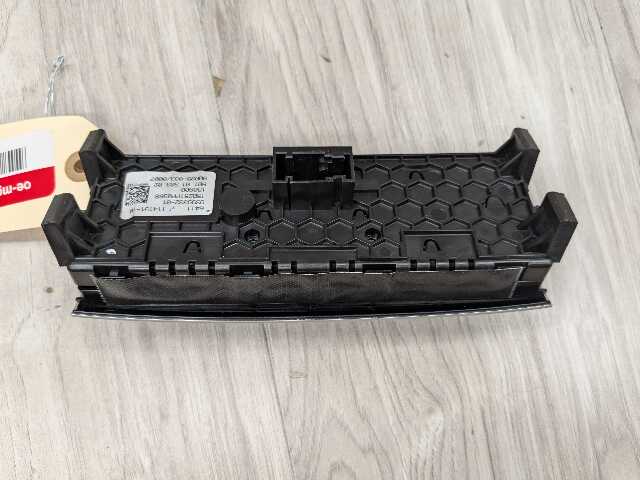 16-22 OEM BMW G11 G12 740 750 M760 Rear AC Climate Radio Control Switch CERAMIC