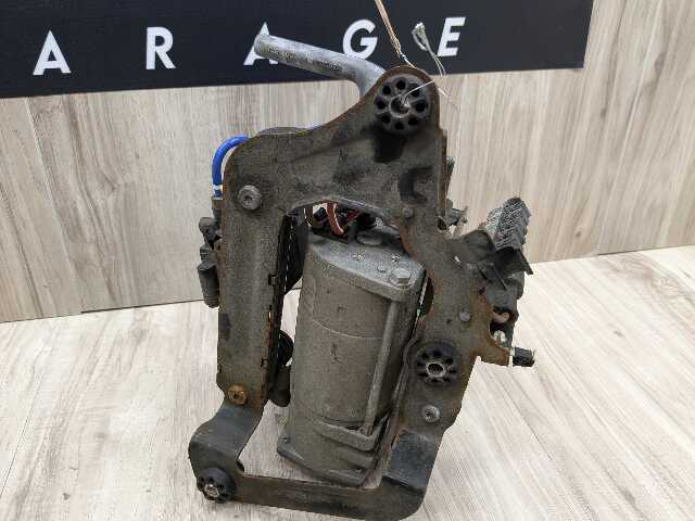 16-22 OEM BMW G11 G12 740 750 M760 Air Suspension Compressor Pump Module Motor