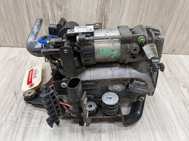 16-22 OEM BMW G11 G12 740 750 M760 Air Suspension Compressor Pump Module Motor