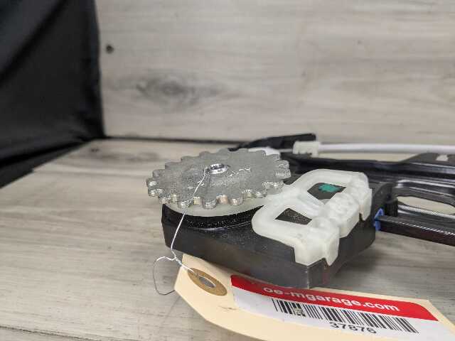 OEM BMW G22 G23 G82 G83 M4 Right Passenger Door Window Regulator Lifter w/ Motor