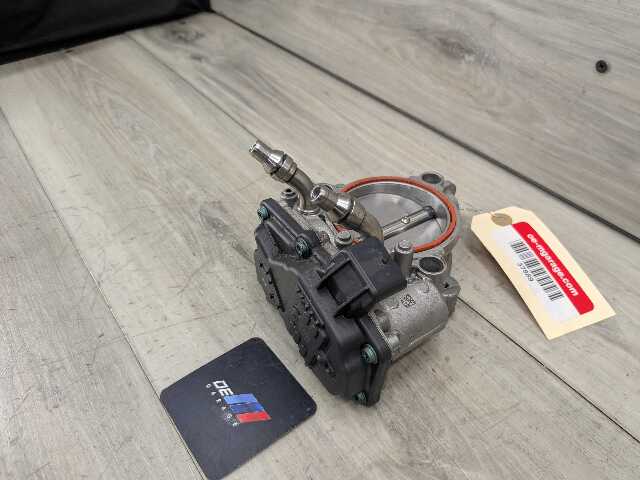 OEM BMW F97 F98 G80 G82 G83 G87 X3M M2 M3 M4 Engine S58 Throttle Body Assembly