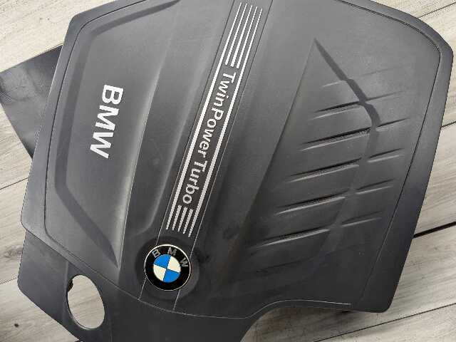 12-17 OEM BMW F30 F32 F33 F36 335 435 Engine N55 Twin Turbo Valve Cylinder Cover